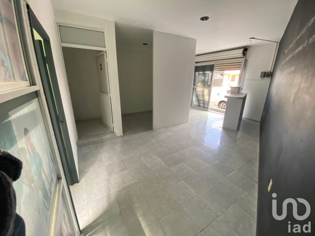 LOCAL COMERCIAL EN RENTA  EN BLVD NUEVO HIDALGO,PACHUCA,HGO.