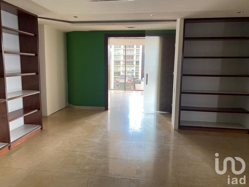 Oficina en Renta en piso 7 sobre Reforma