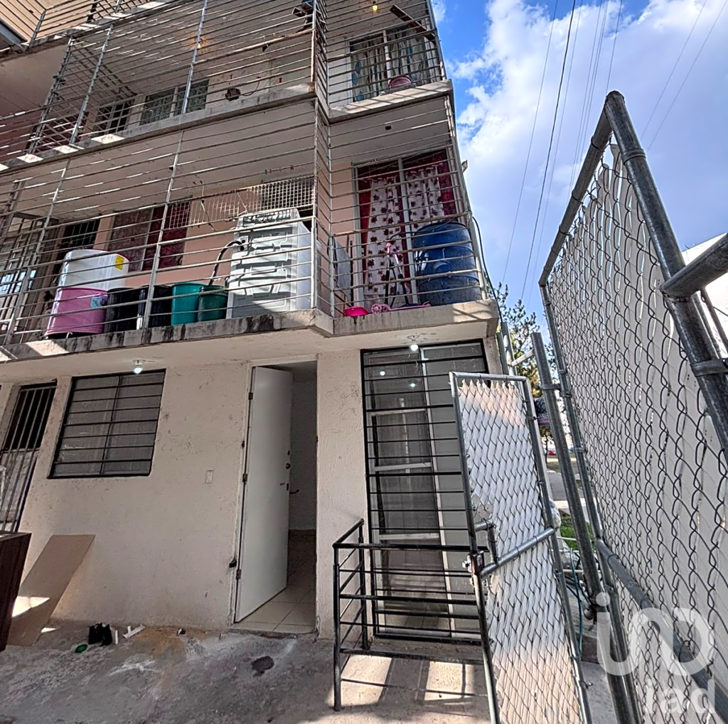 Depto. en Cañada del Real en 1er piso. Cerca de Blvd. Aristóteles. León, Gto. Contado, Infonavit.