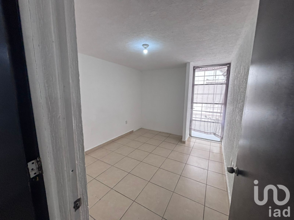 Depto. en Cañada del Real en 1er piso. Cerca de Blvd. Aristóteles. León, Gto. Contado, Infonavit.