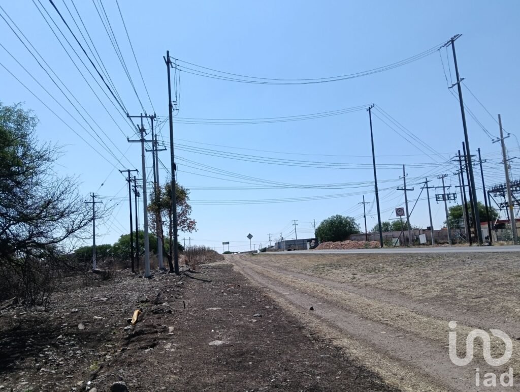 TERRENO EN VENTA CD MADERAS NORTE