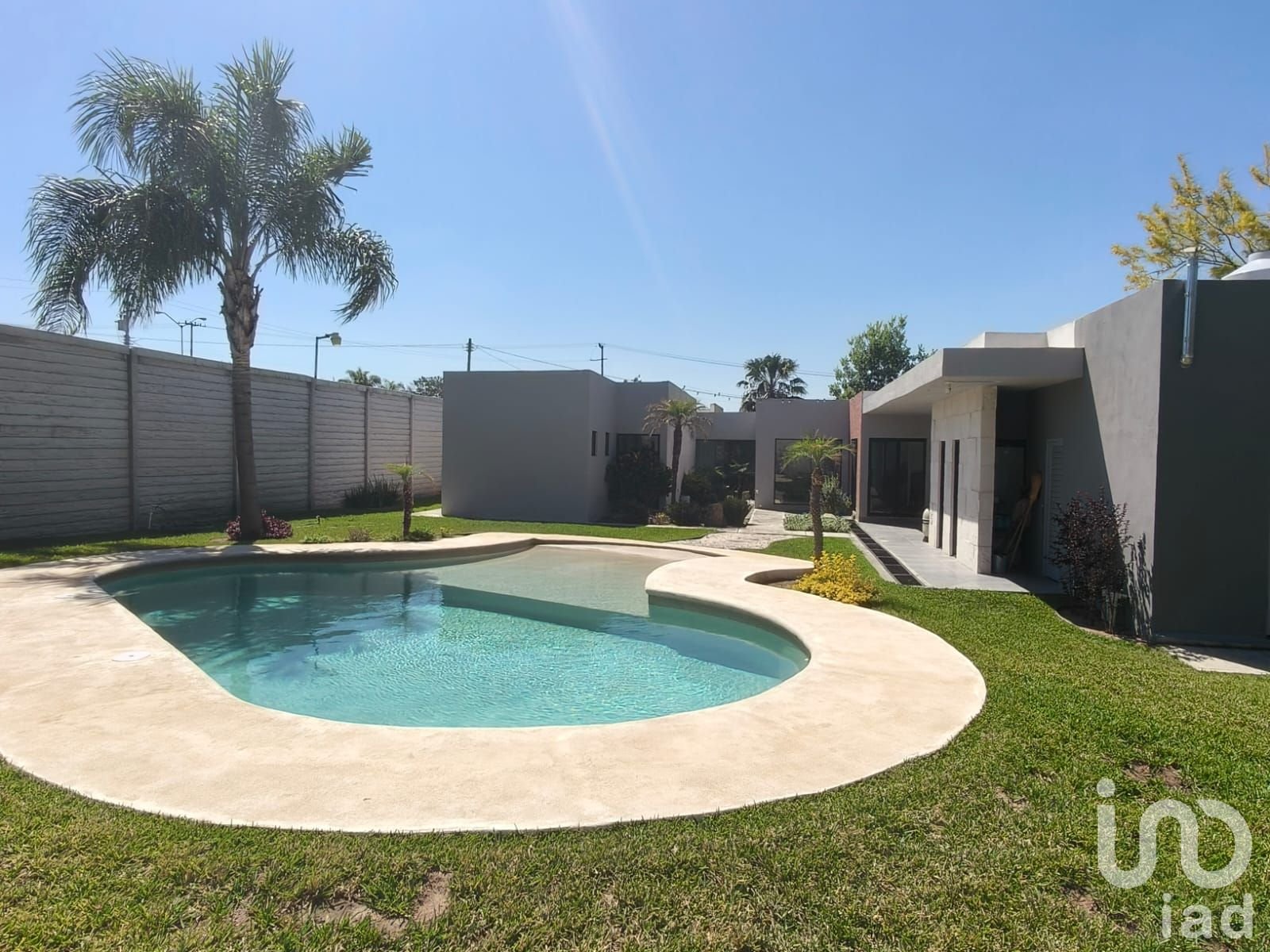 Venta de Quinta en Montemorelos, N.L. totalmente amueblada