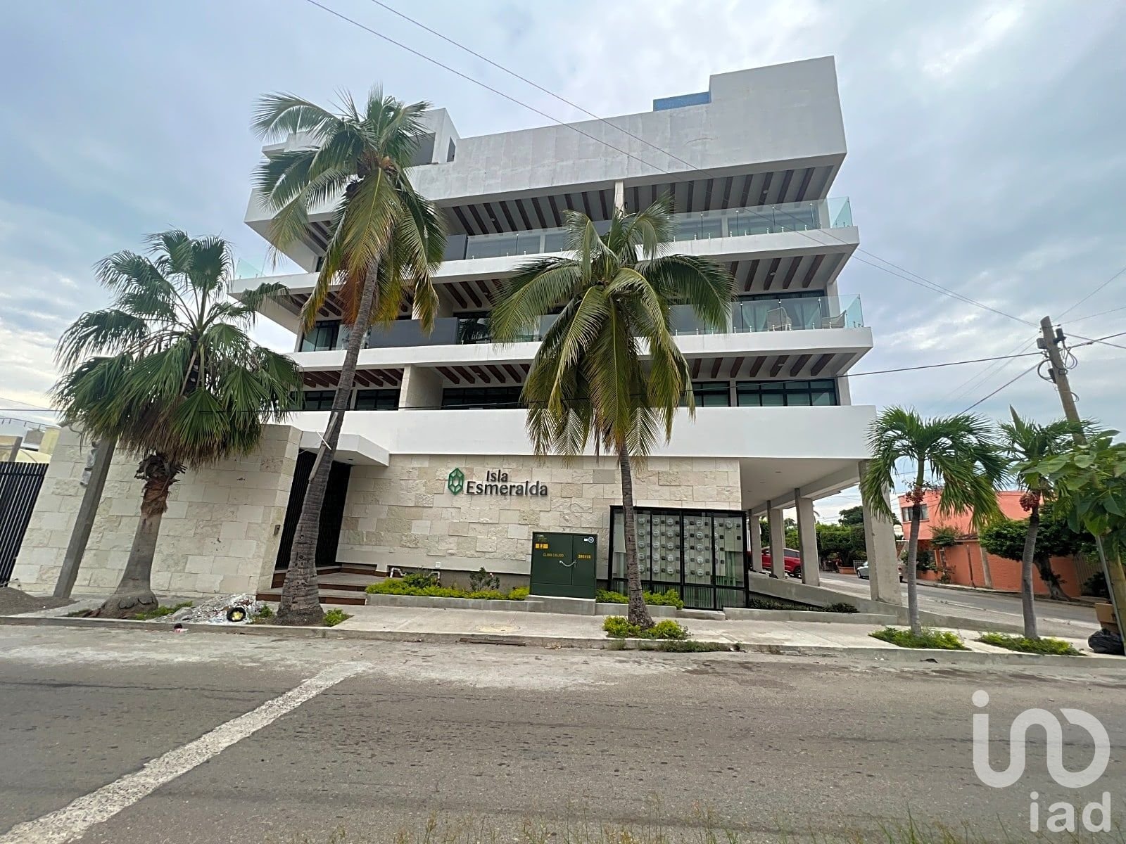 DEPARTAMENTO EN VENTA ISLA ESMERALDA  AV. GAVIOTAS MAZATLÁN