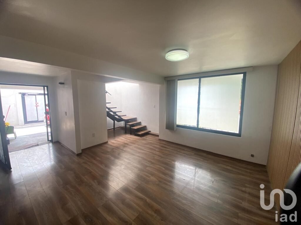 Casa en Renta en El Rosario a 2 Calles del Metro