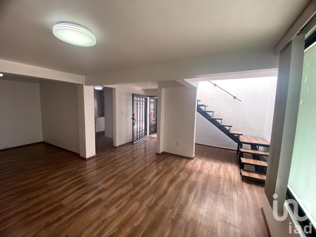 Casa en Renta en El Rosario a 2 Calles del Metro