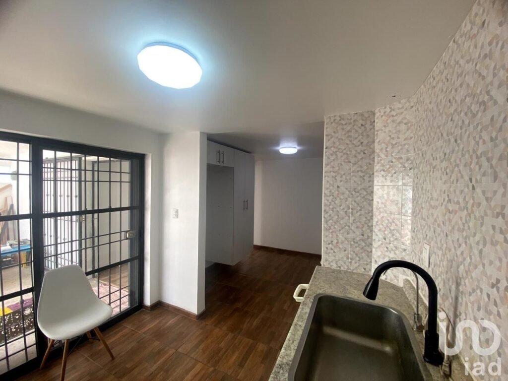 Casa en Renta en El Rosario a 2 Calles del Metro