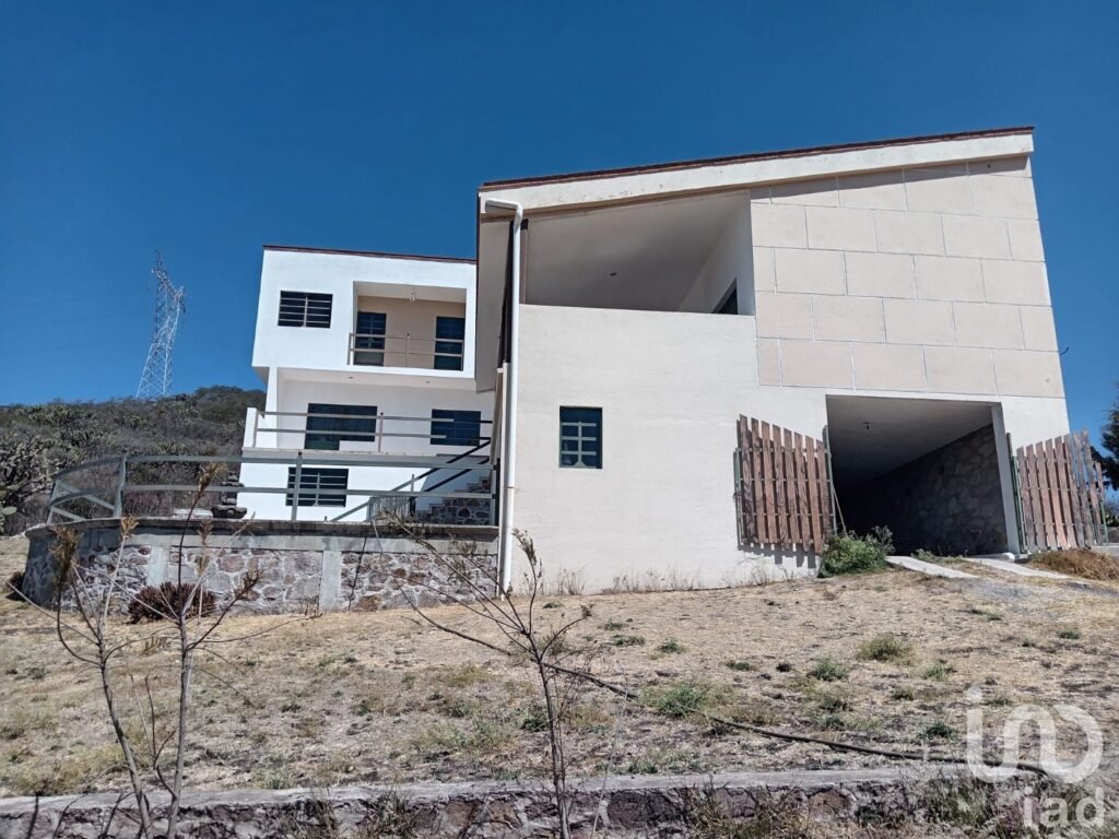 CASA EN VENTA EN HUIMILPAN, QUERETARO.
