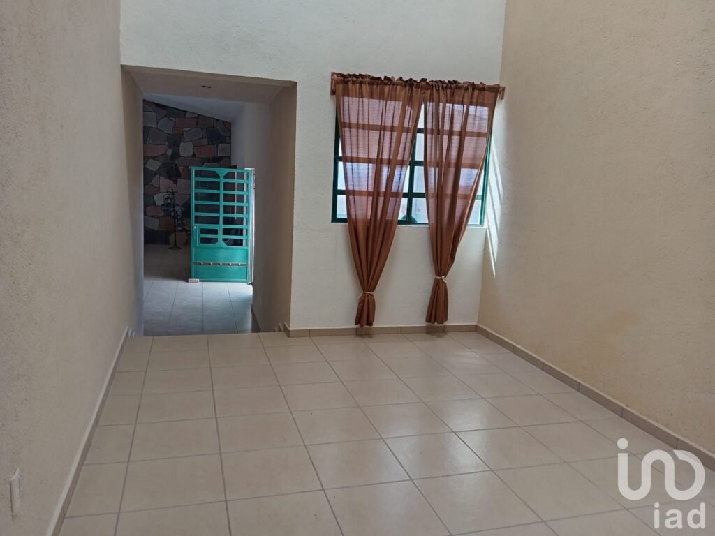 CASA EN VENTA EN HUIMILPAN, QUERETARO.