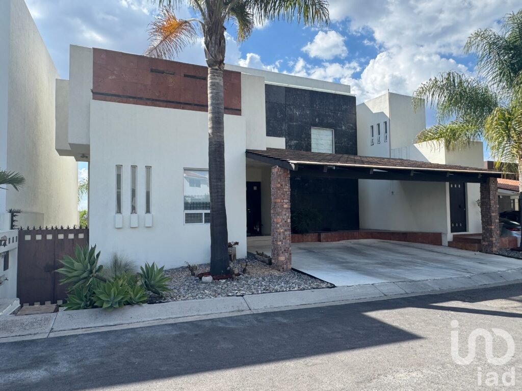 Casa venta en condominio Mision Conca Queretaro Queretaro