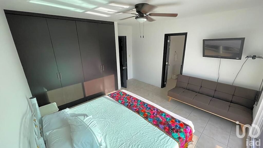 CASA EN VENTA EN CONDOMINIO CON ALBERCA Y TOBOGAN EN YAUTEPEC MORELOS