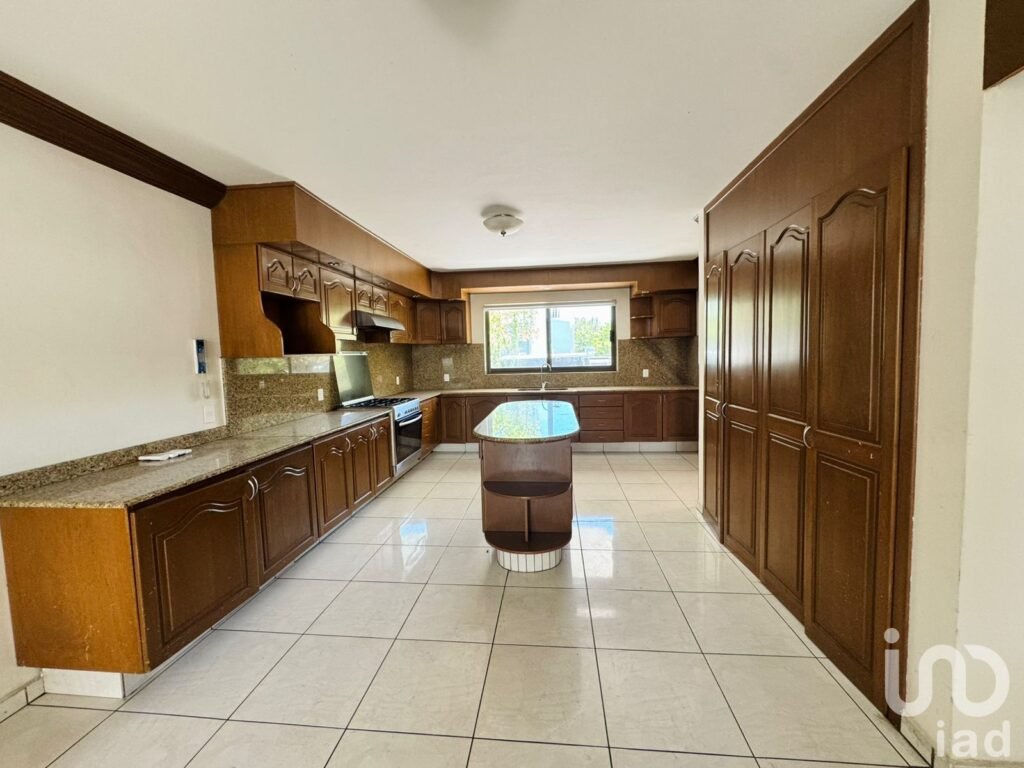 Casa en venta en Valle Real, Zapopan, Jalisco