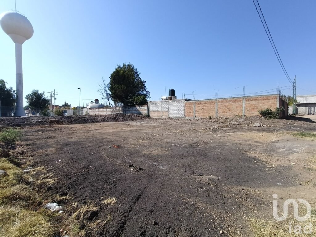 TERRENO EN VENTA FRACCIONAMIENTO HACIENDA QUINTANARES PEDRO ESCOBEDO - 2357435 terreno en venta terreno en venta fraccionamiento hacienda quintanares pedro escobedo 283717 1