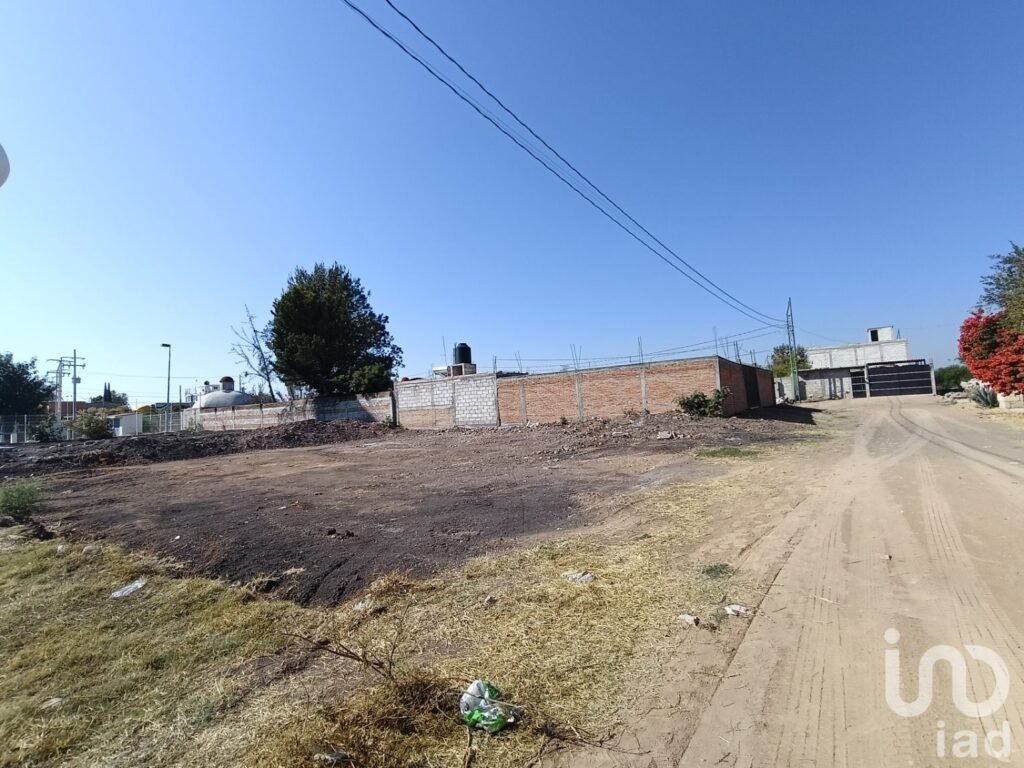 TERRENO EN VENTA FRACCIONAMIENTO HACIENDA QUINTANARES PEDRO ESCOBEDO