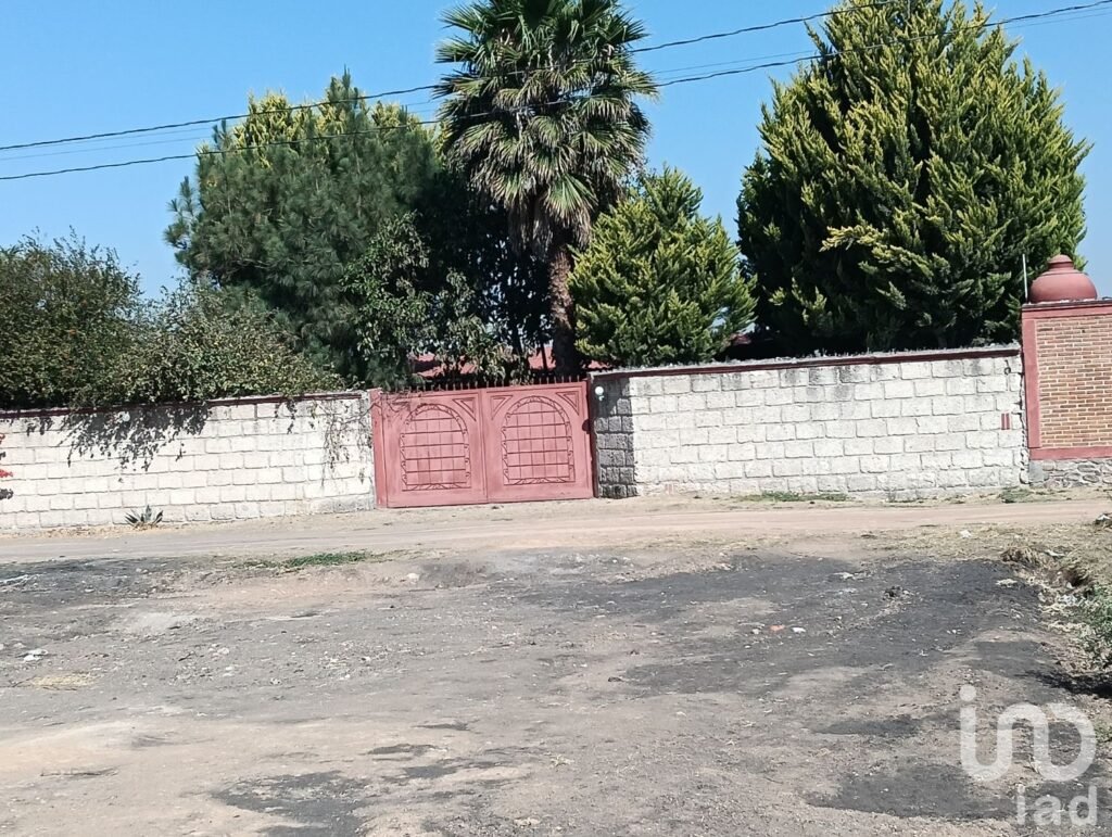 TERRENO EN VENTA FRACCIONAMIENTO HACIENDA QUINTANARES PEDRO ESCOBEDO
