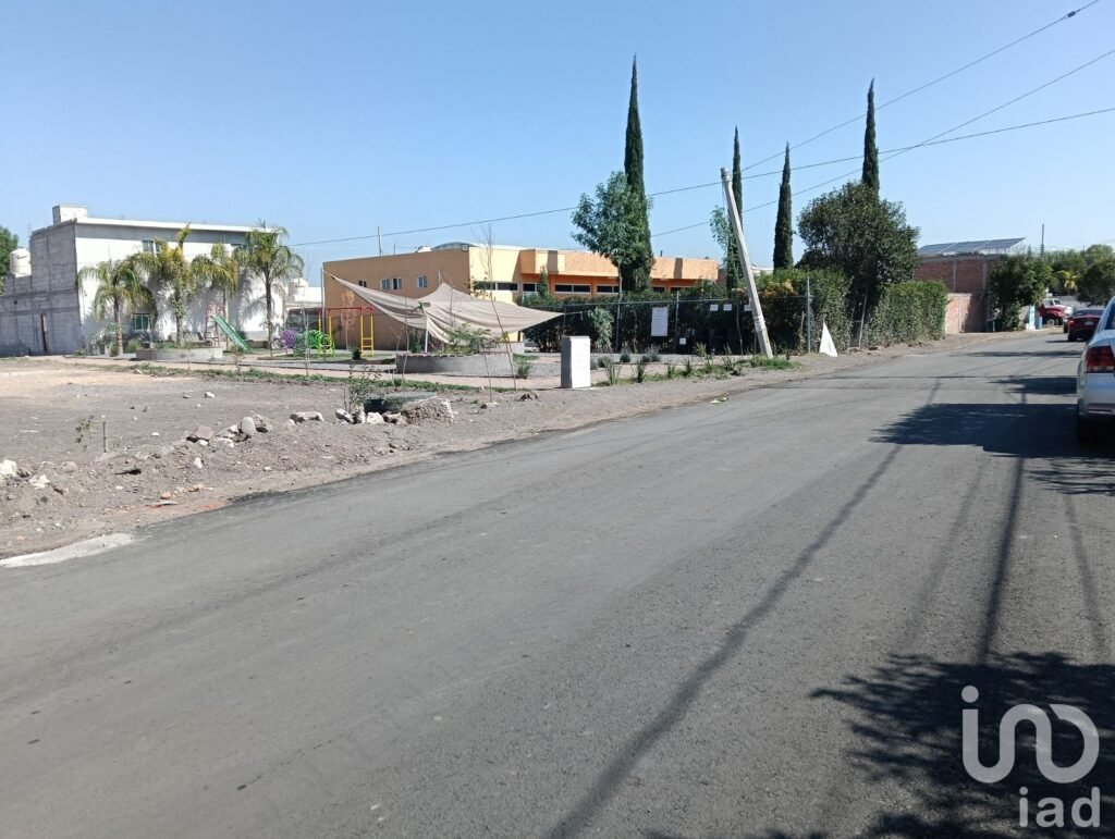 TERRENO EN VENTA FRACCIONAMIENTO HACIENDA QUINTANARES PEDRO ESCOBEDO