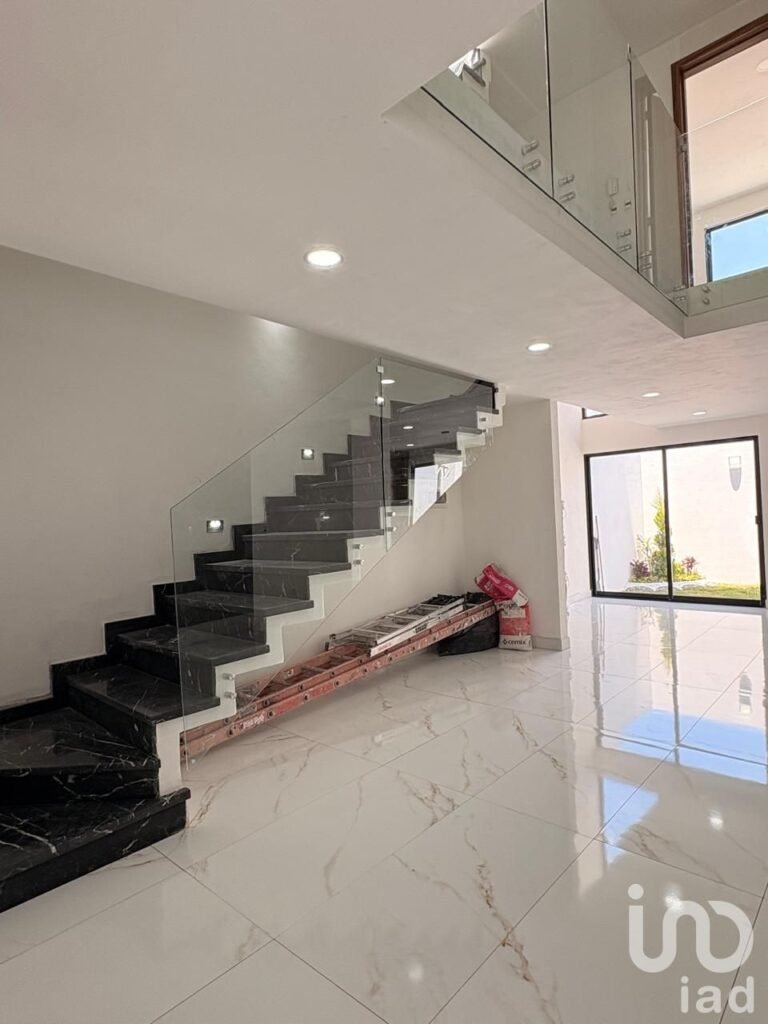 CASA EN VENTA EN LA ANTIGUA CEMENTERA