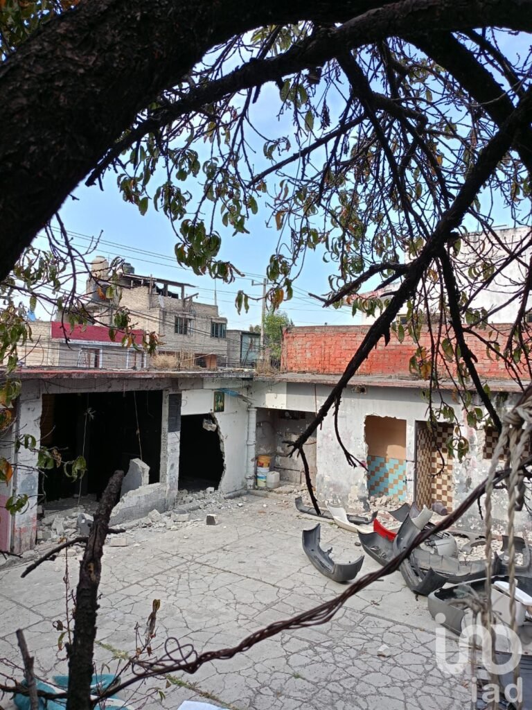 Terreno comercial en Venta en San José Río Hondo, Naucalpan, México