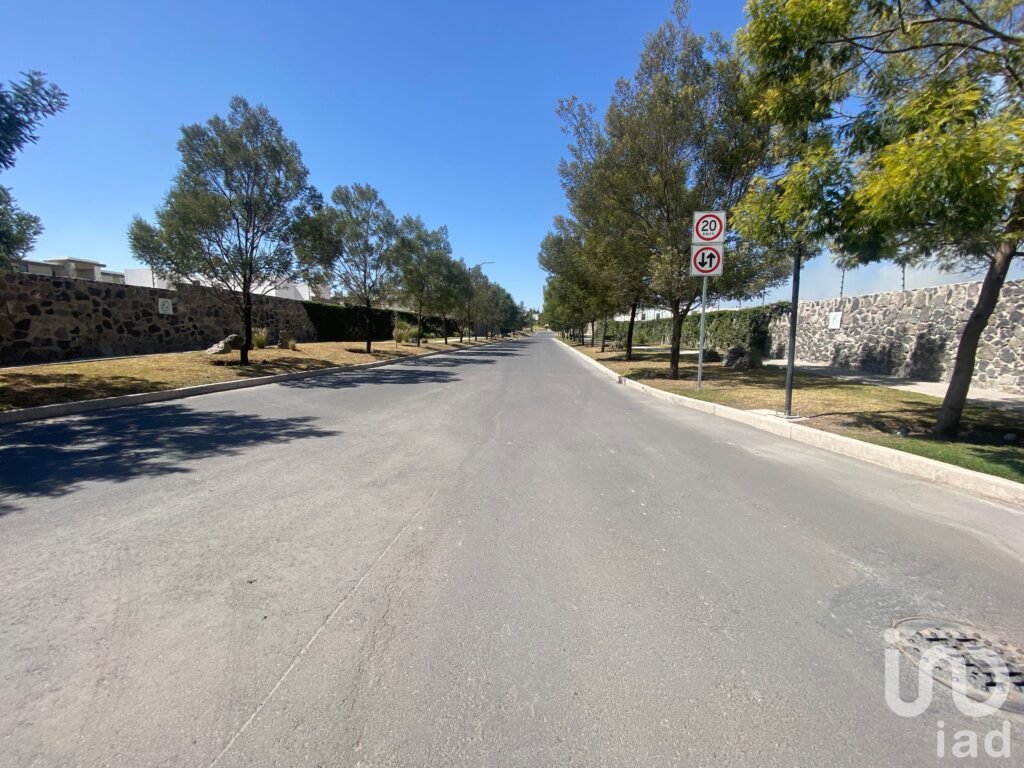 Casa en Renta Zibata Xim hai