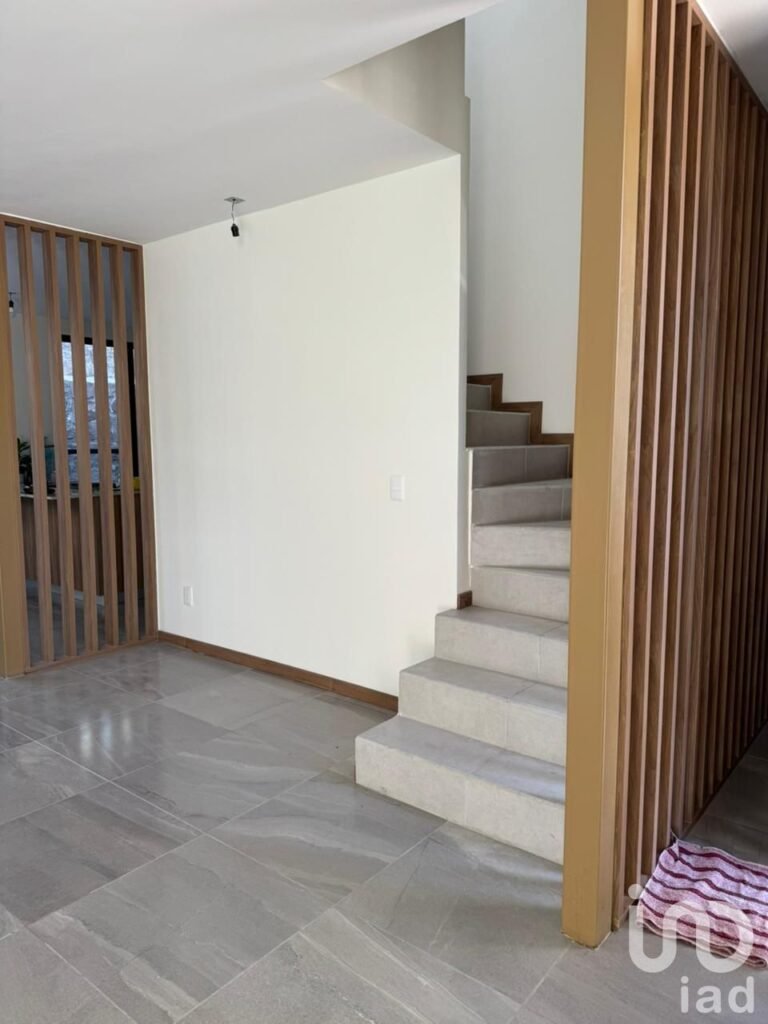 Casa en Renta Zibata Xim hai