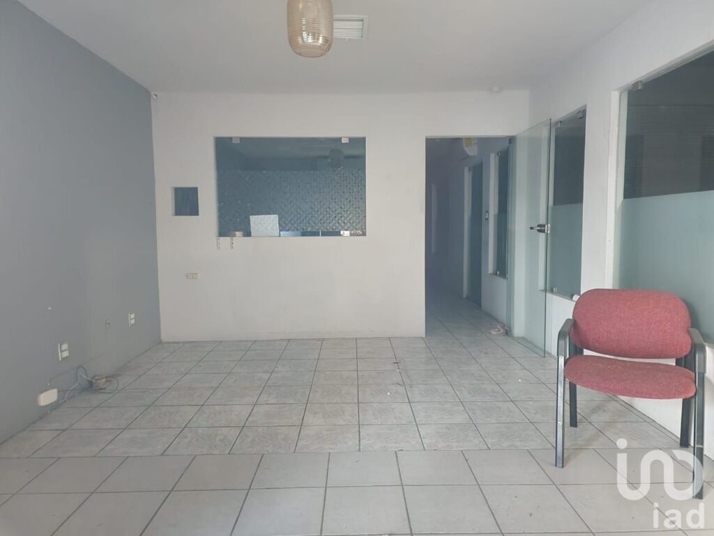 Bodega en Renta 400m LA CUESTA