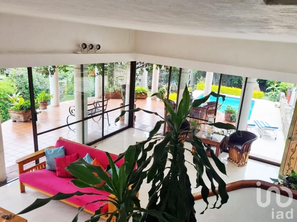 Venta de casa estilo Toscana en Tezoyuca, Morelos.