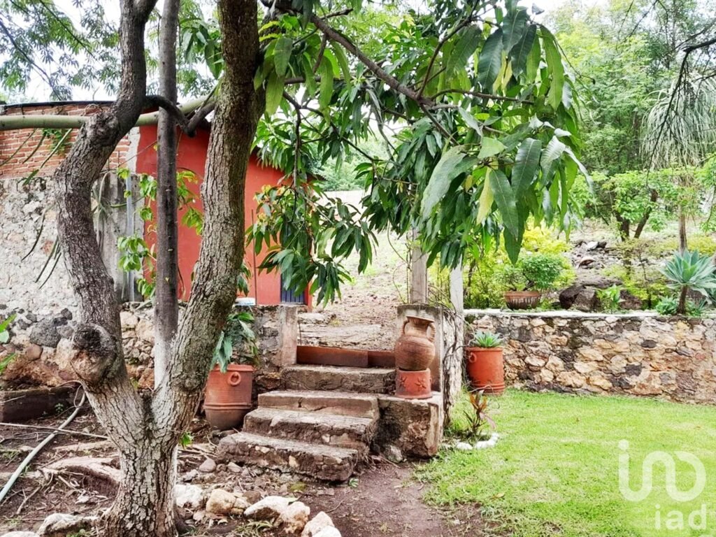 Venta de casa estilo Toscana en Tezoyuca, Morelos.