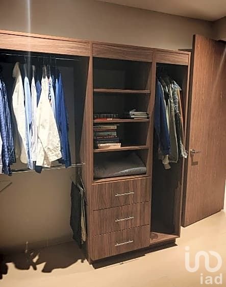 HERMOSO DEPATARTAMENTO SEMI AMUEBLADO EN RENTA