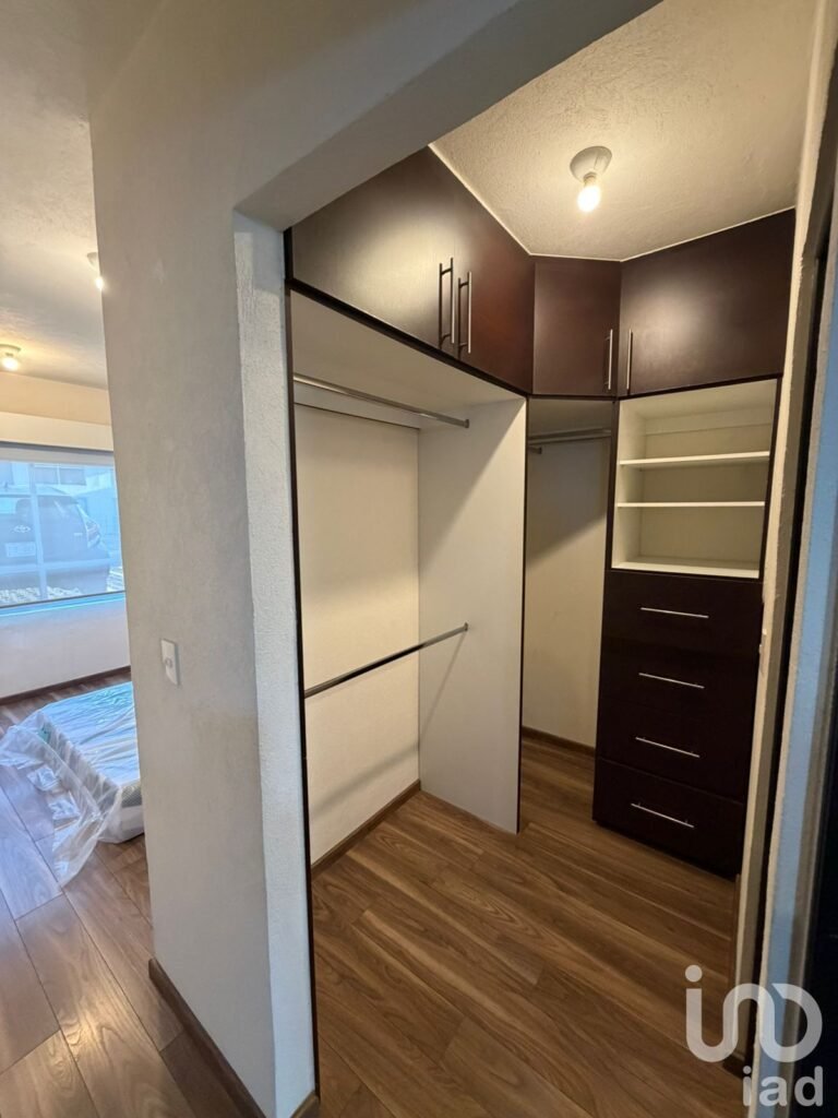 Venta de Departamento en Zona Esmeralda