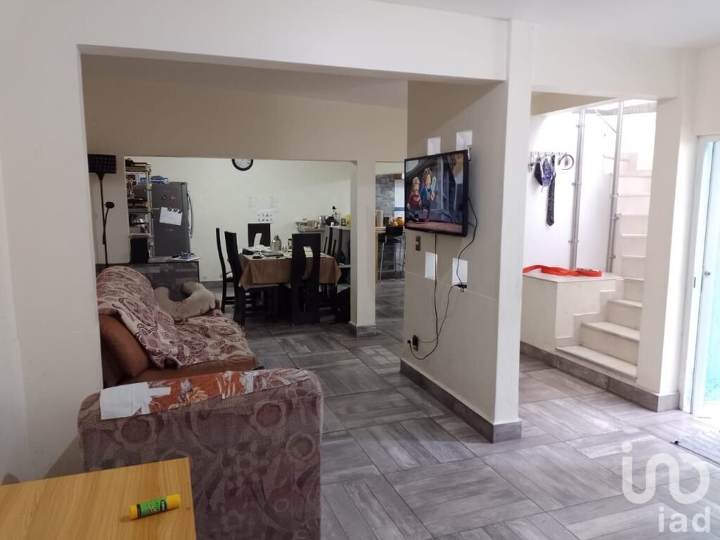 Casa en venta ubicada en lztapalapa, Sector Popular