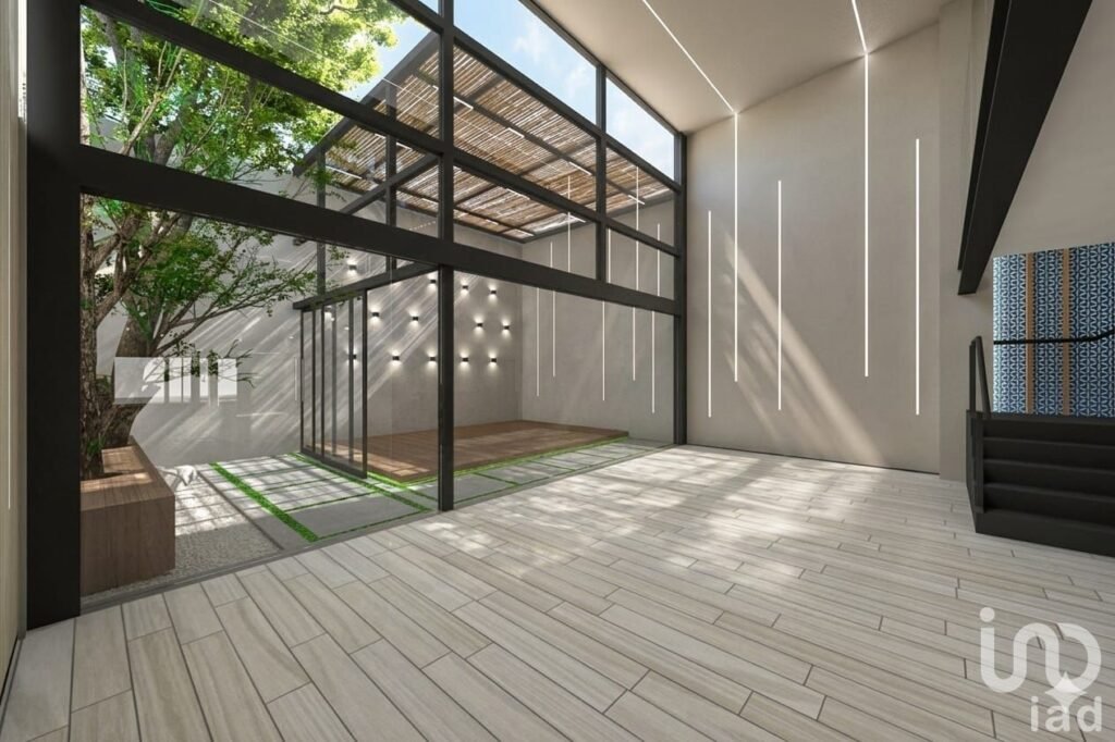 Se renta gran Local Comercial en 3 niveles, Zona Satélite, Naucalpan de Juárez, Estado de México