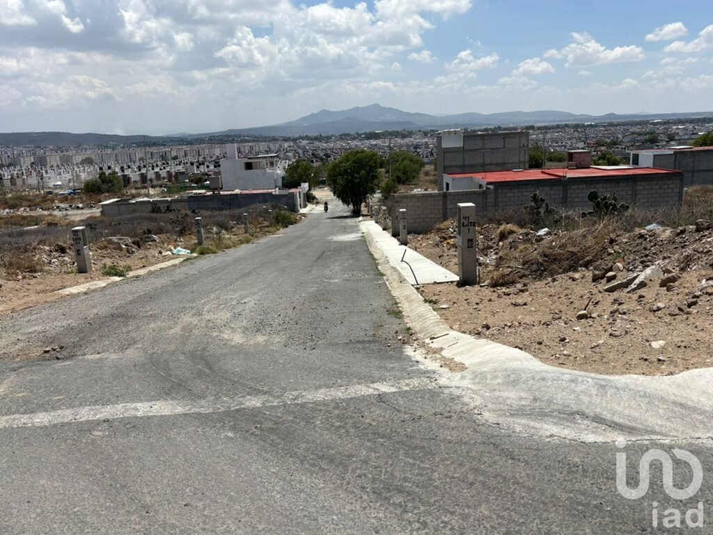 VENTA DE LOTE RESIDENCIAL EN F. VALLE DE ESTRELLAS, MINERAL DE LA REFORMA, HGO