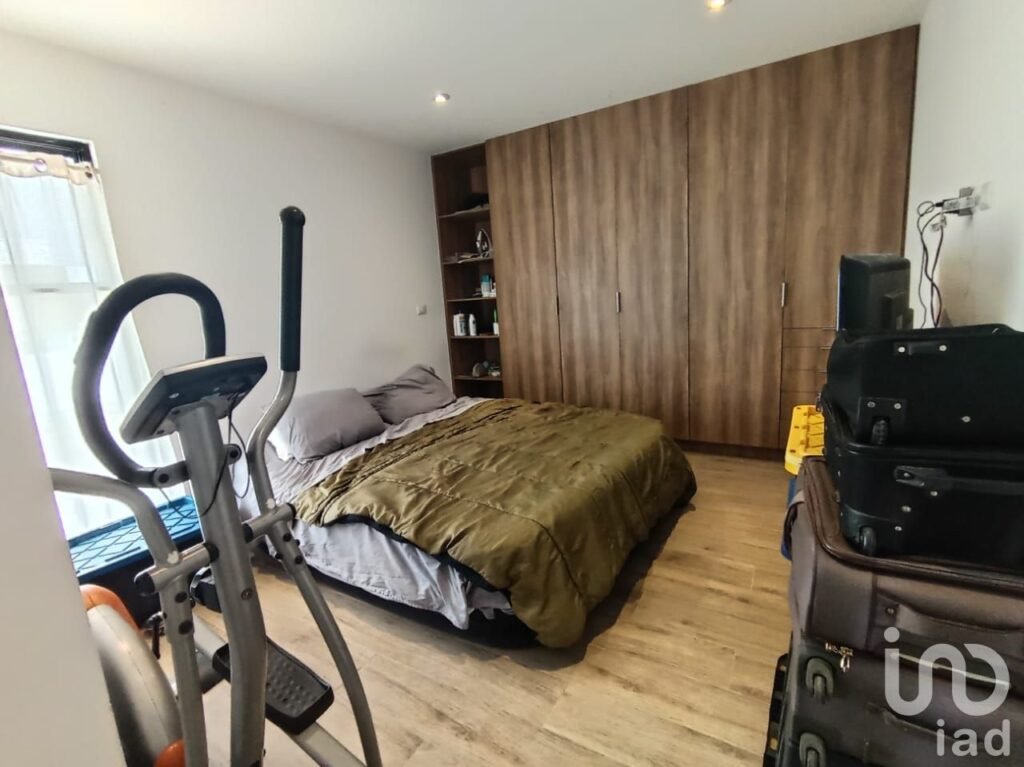 Casa de autor en venta en Hacienda Carlota, Corregidora, Querétaro