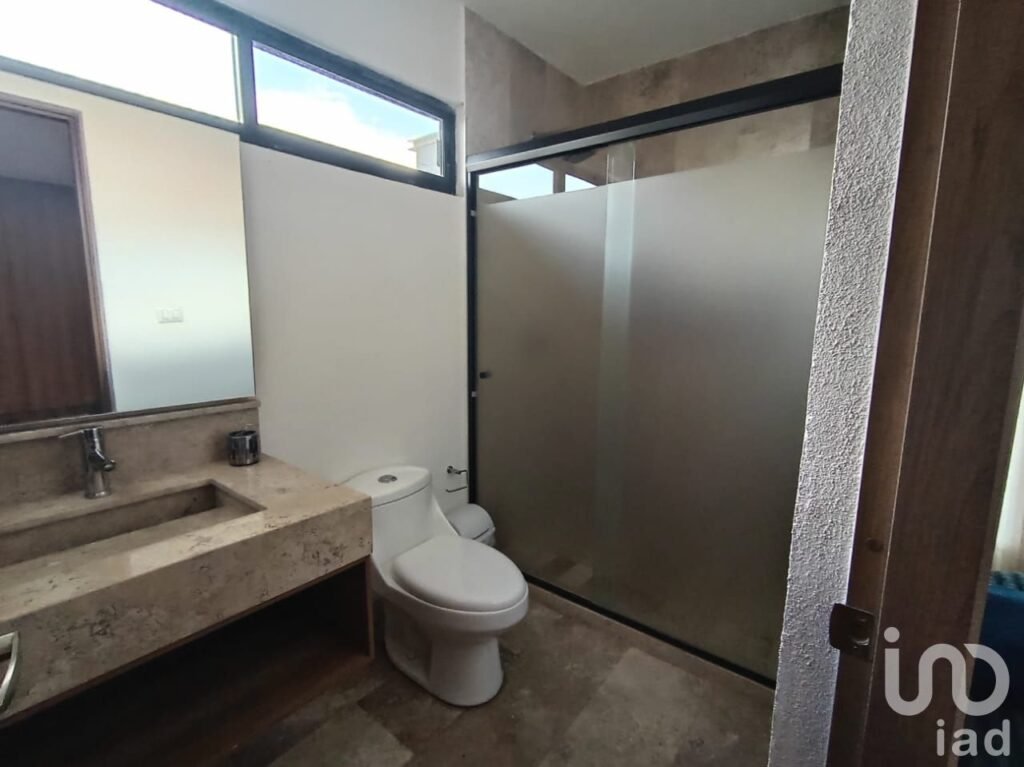 Casa de autor en venta en Hacienda Carlota, Corregidora, Querétaro