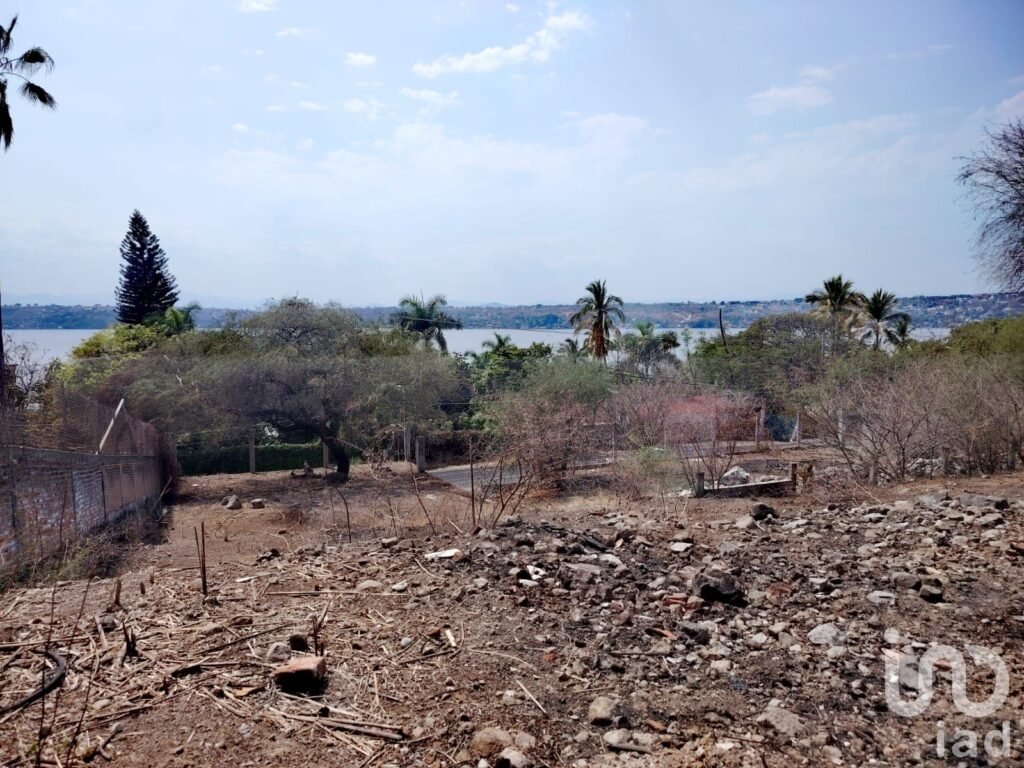 Terreno comercial en Venta Tequesquitengo Morelos