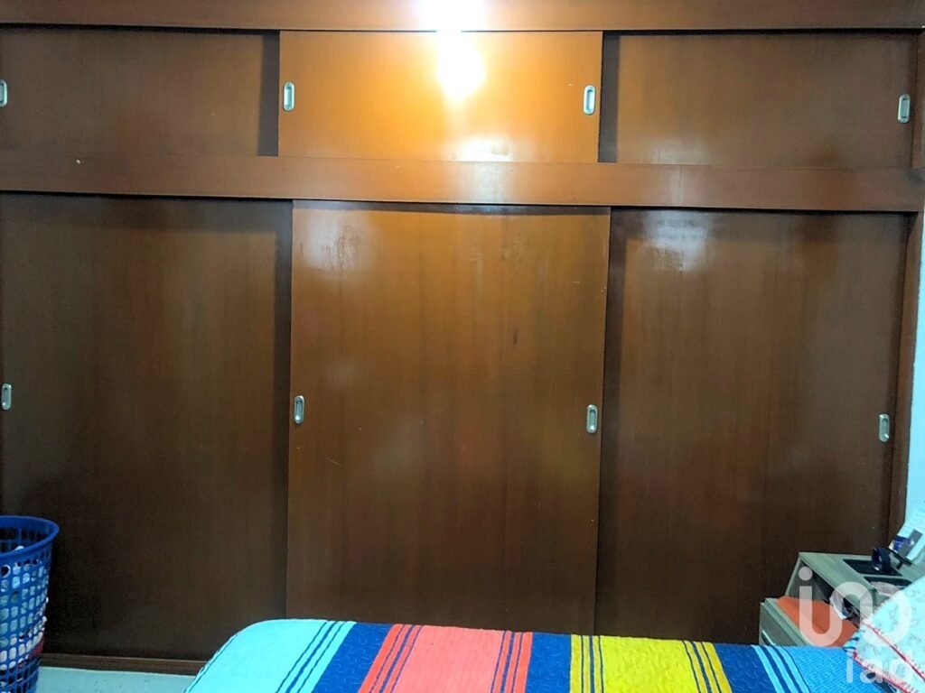 Gran Oportunidad casa sola con dos departamentos para Inversion