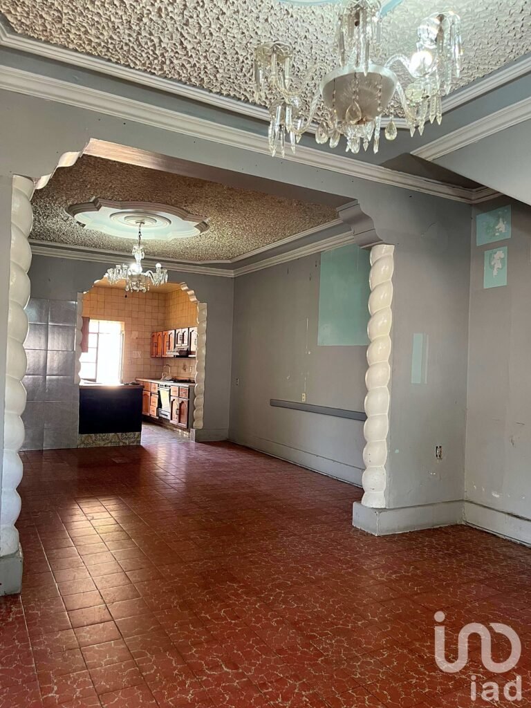 CASA EN VENTA EN AV AVILA CAMACHO