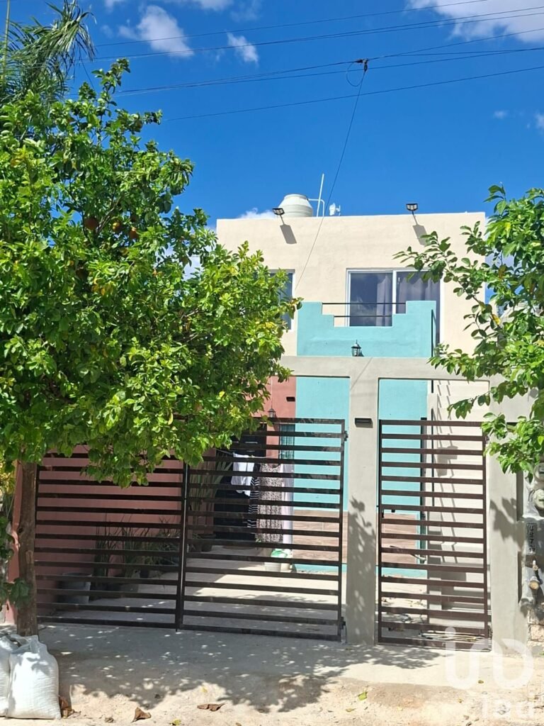 AMPLIA CASA EN CAUCEL II, MERIDA, YUCATAN