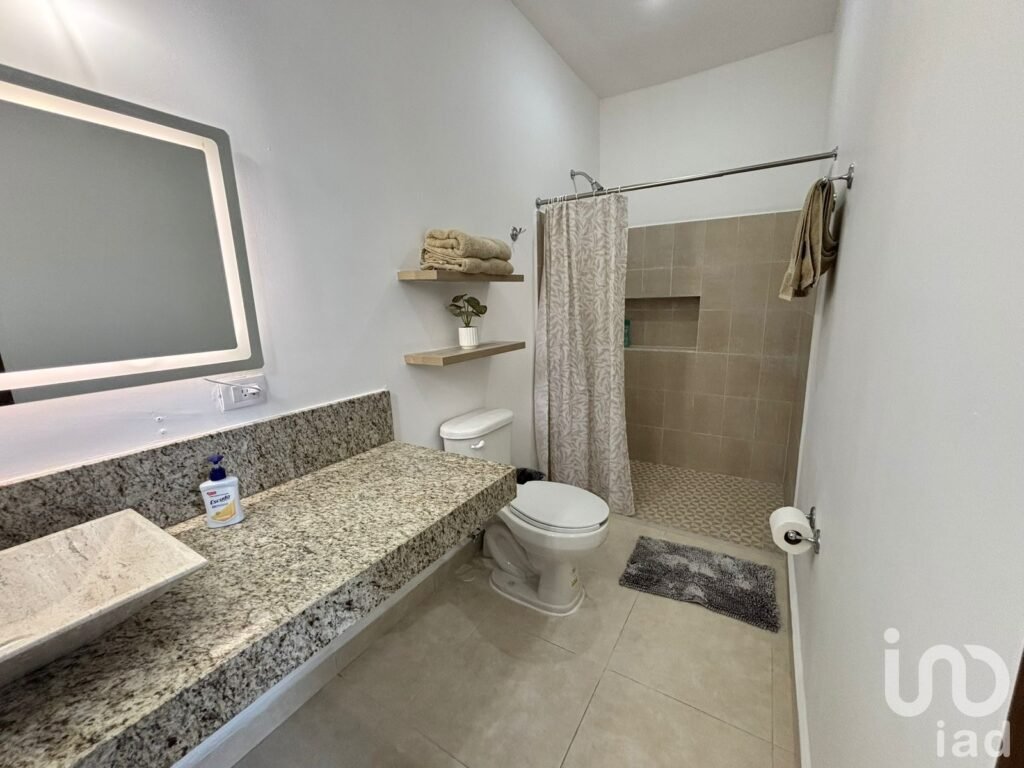 MODERNA CASA EN RENTA EN CHICHI SUAREZ, YUCATAN