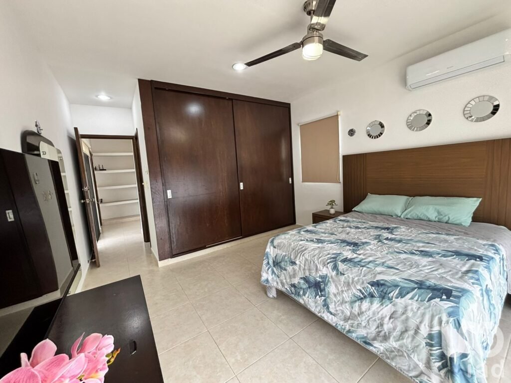 MODERNA CASA EN RENTA EN CHICHI SUAREZ, YUCATAN