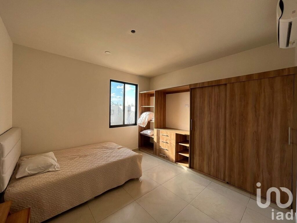 BELLA CASA EN RENTA EN PRIVADA NAIA EN CONKAL, YUCATAN