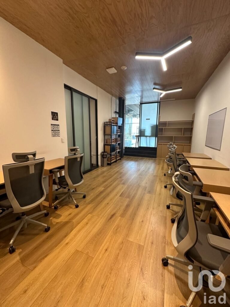 Se renta Oficina equipada en Av. Chapultepec, La Americana, Guadalajara