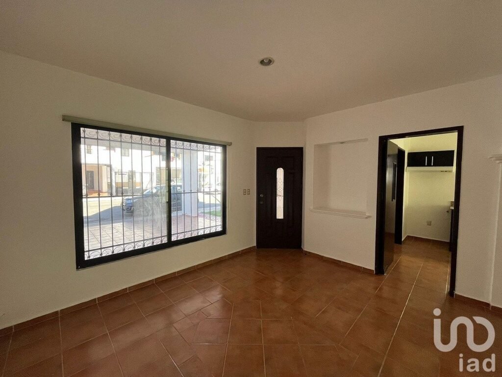 AMPLIA CASA EN RENTA GRAN SANTA FE NORTE, YUCATAN