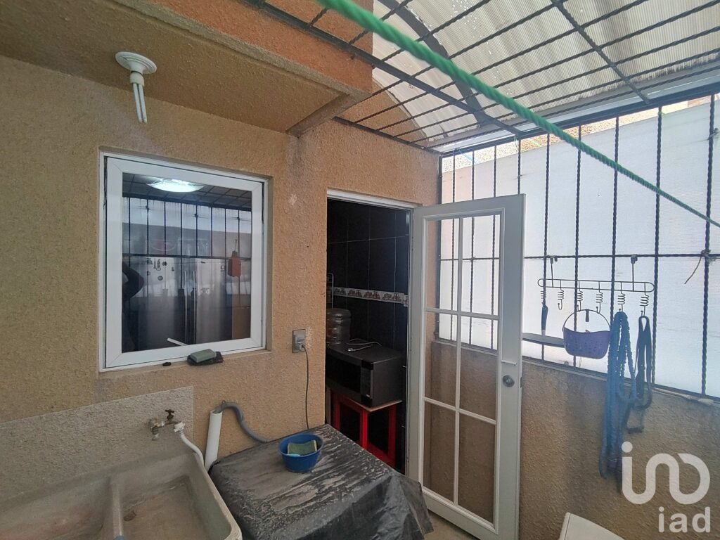 Casa semiamueblada en renta héroes Ozumbilla