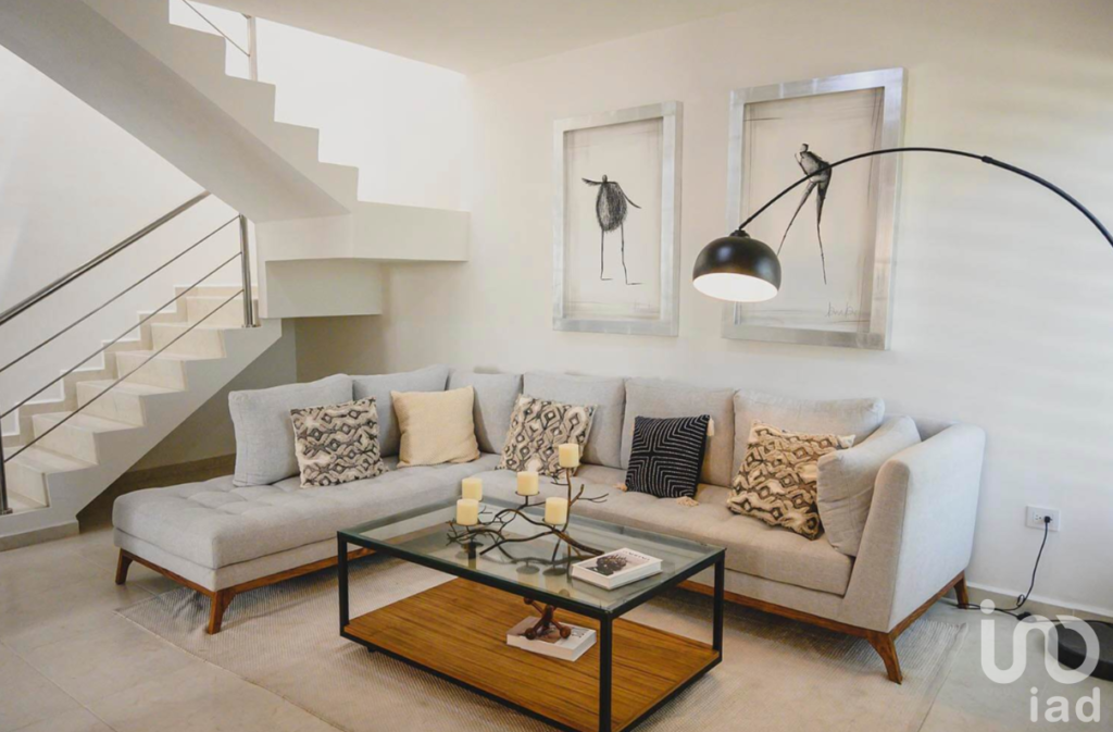 Casa Nueva en Venta 2 Plantas con Recámara en Planta Baja Fracc Las Américas Mérida, Yucatán