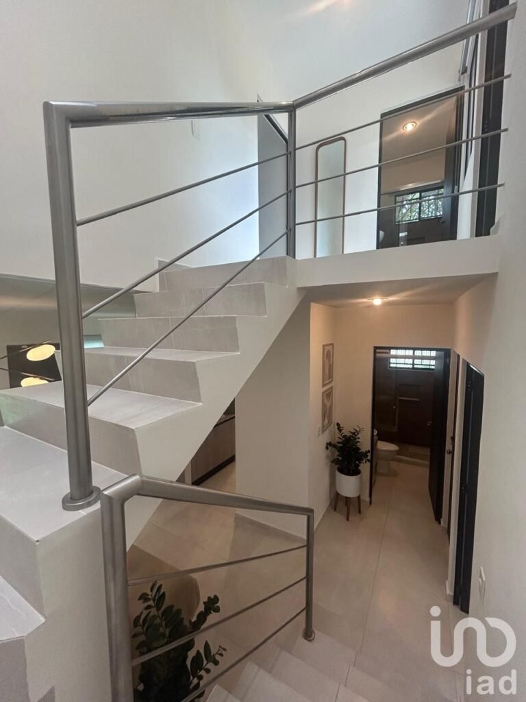 Casa Nueva en Venta 2 Plantas con Recámara en Planta Baja Fracc Las Américas Mérida, Yucatán