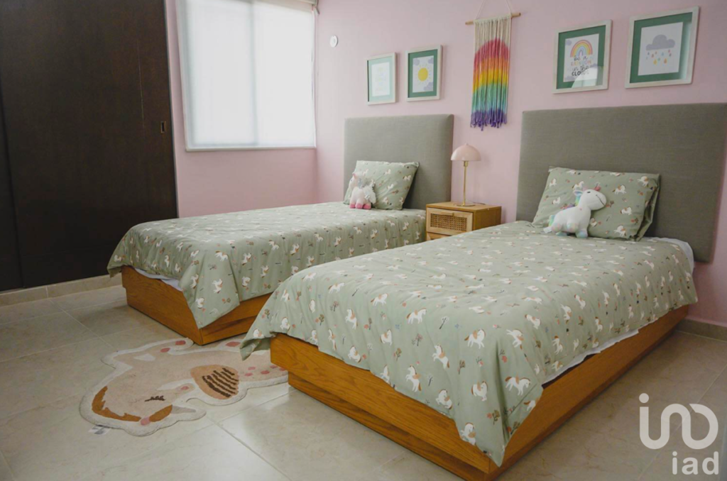 Casa Nueva en Venta 2 Plantas con Recámara en Planta Baja Fracc Las Américas Mérida, Yucatán