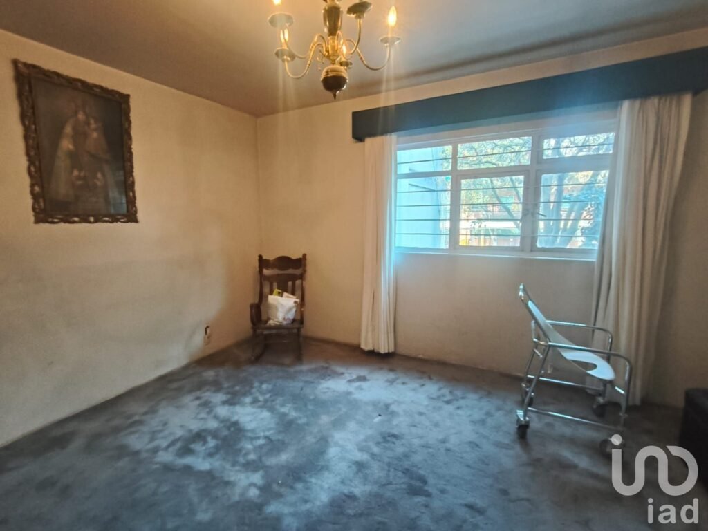 Casa en Venta ubicada en Miguel Hidalgo, Los Morales Secc. Las Palmas