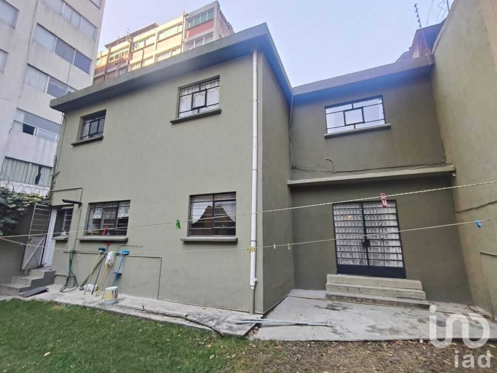Casa en Venta ubicada en Miguel Hidalgo, Los Morales Secc. Las Palmas