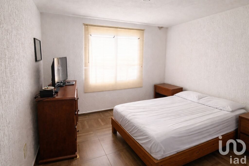 CASA EN VENTA, FRACCIONAMIENTO PRIVADAS DE SANTA MATILDE