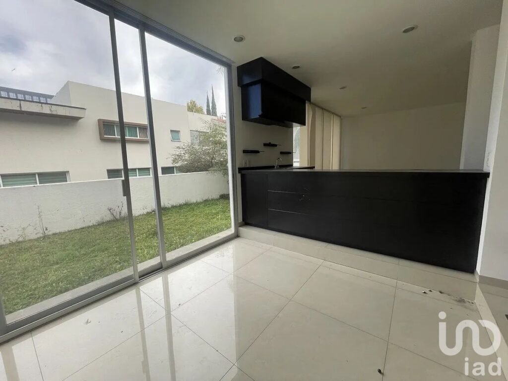 Casa en Venta en Coto Arboledas Valle Real, Zapopan, Jalisco